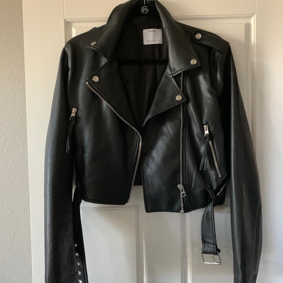 Cropped Leather Jacket